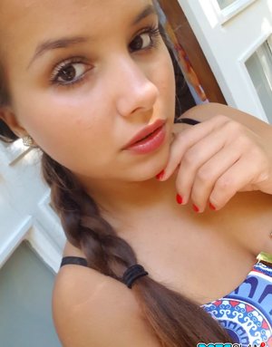 Cute Barely Legal Teens Selfie - Young porn pics galleries